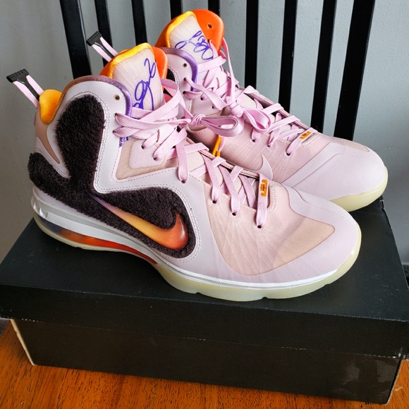 Nike Other - NEW Nike men's 9.5 LeBron 9 IX King of LA sneakers shoes pink furry DJ3908-600